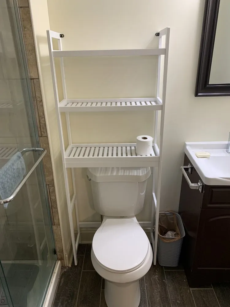 Licensed electrical service for homes in lighting installation,  by 