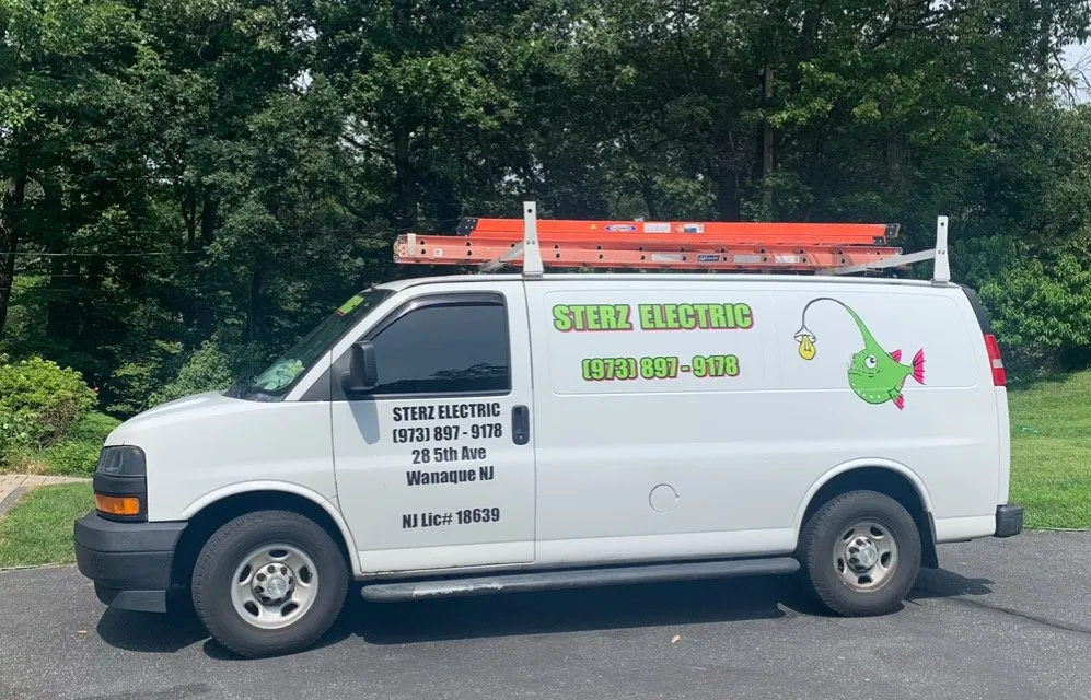 Slide of Sterz Electric