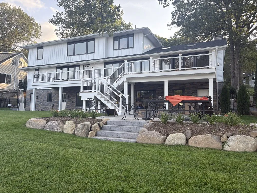 Slide of Sterz Electric