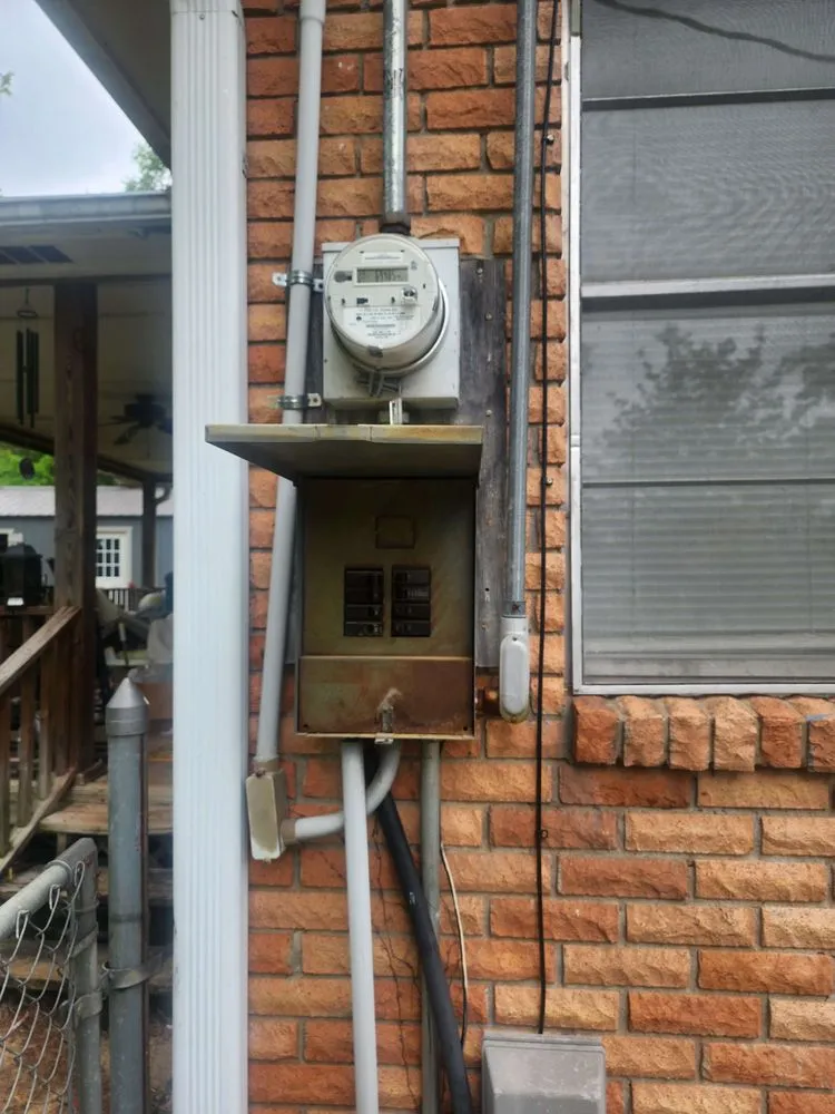 Slide of Steve Campbell Electric