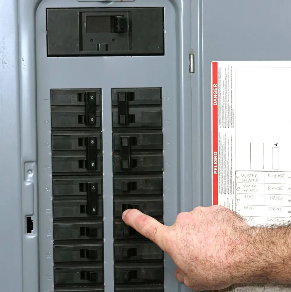 Reliable lighting installation service in ,  - Steve Cavenee Electric