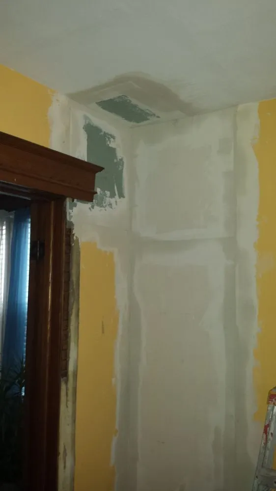 Slide of Steve D Handyman