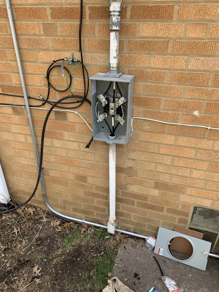 Slide of Steve Ferreira the Electrician