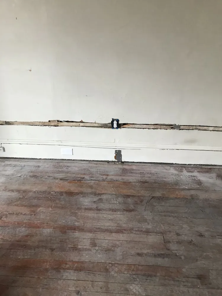 Slide of Steve-O-Lectric