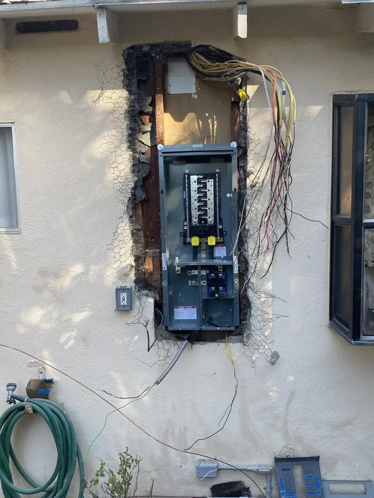 Slide of Steven Gratigny Electric