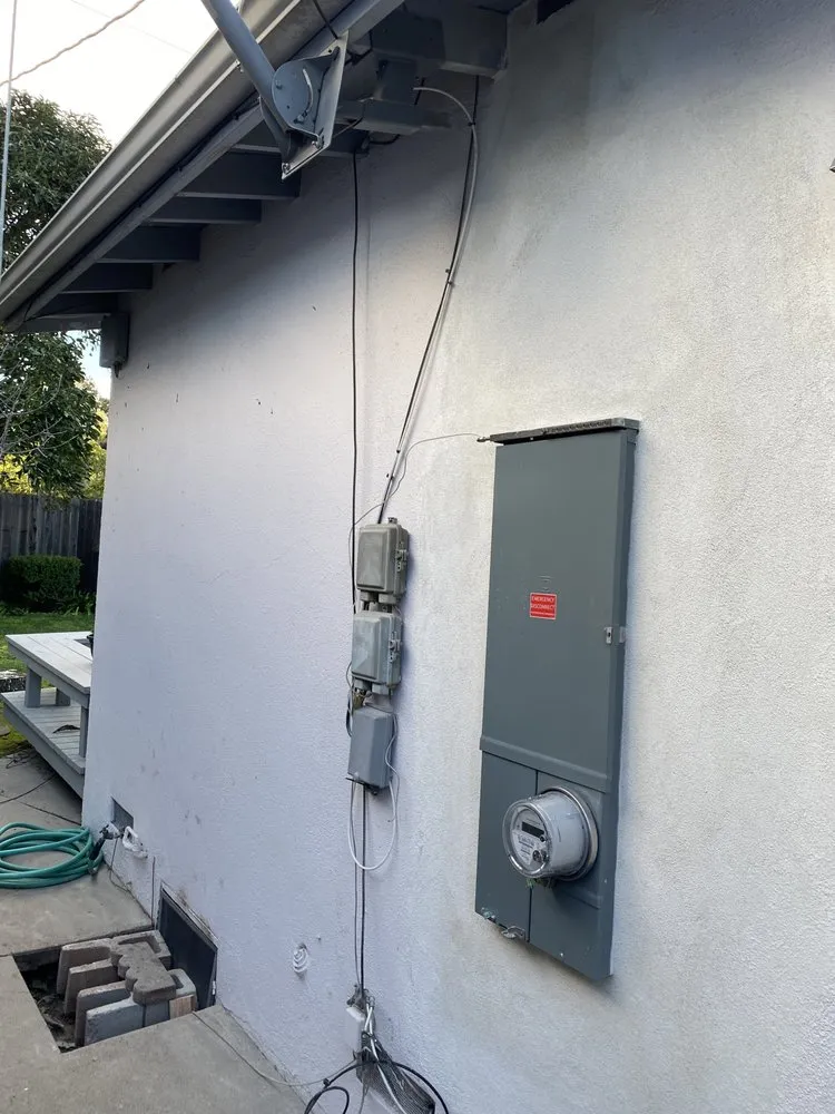 Slide of Steven Gratigny Electric