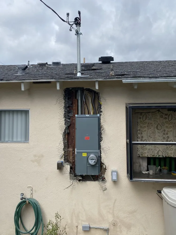 Slide of Steven Gratigny Electric