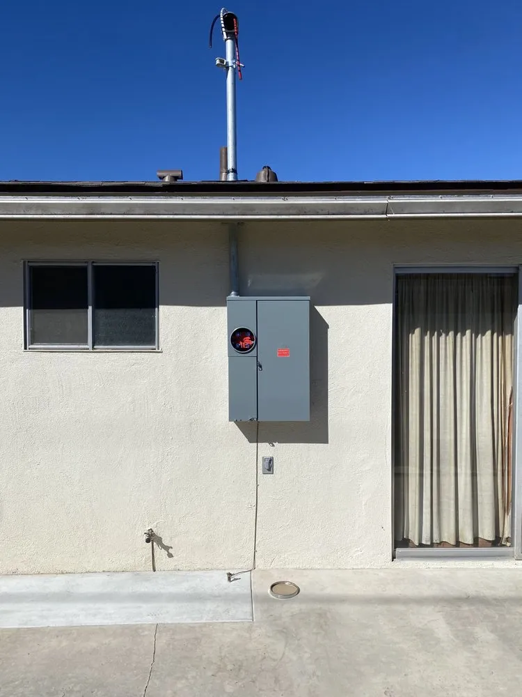 Slide of Steven Gratigny Electric