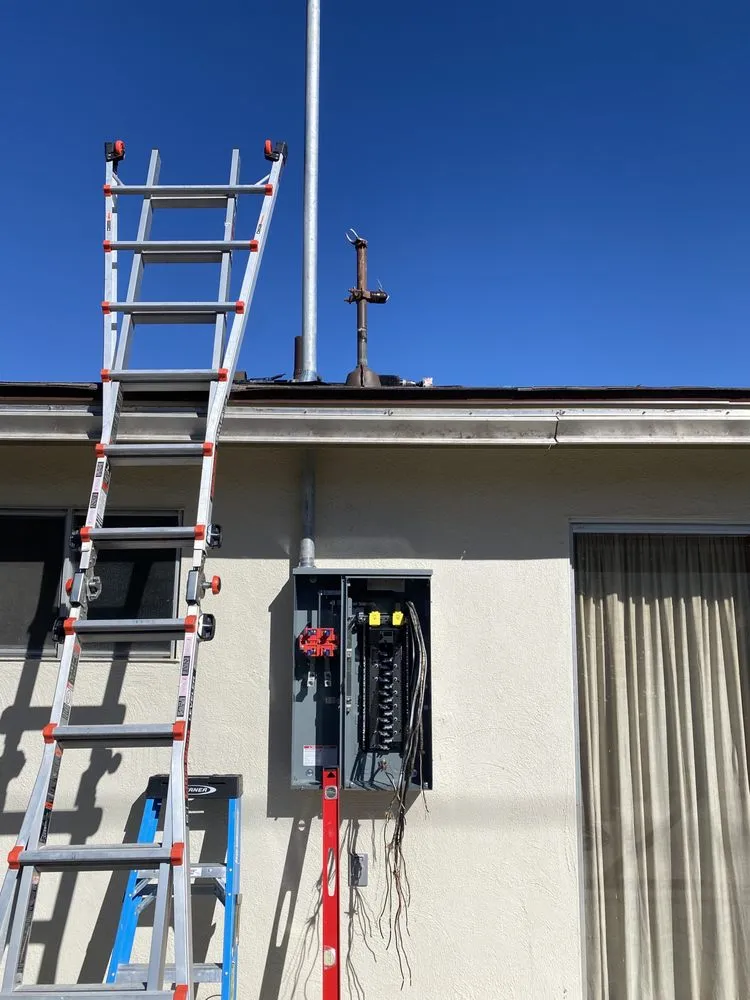 Slide of Steven Gratigny Electric