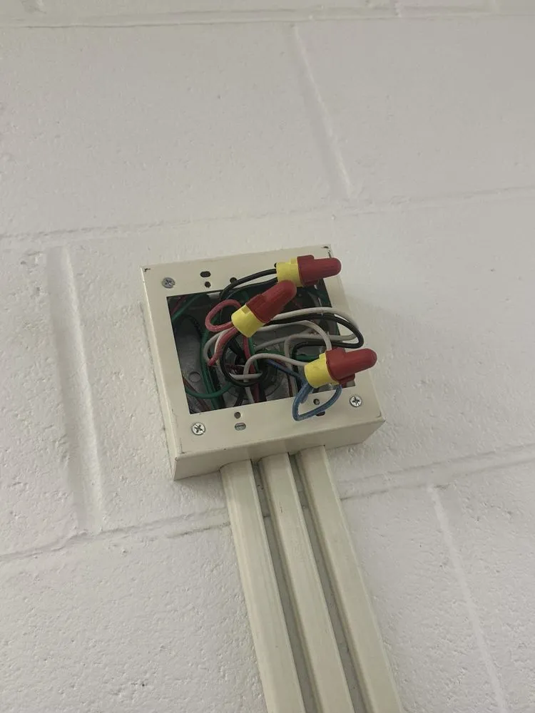 Slide of Steve’s Handyman service