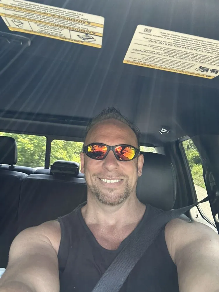 Slide of Steve’s Handyman service