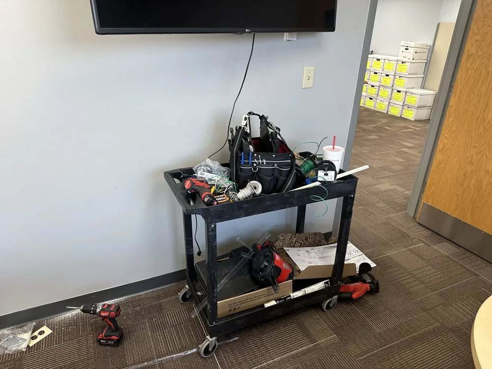 Slide of Steve’s Handyman service