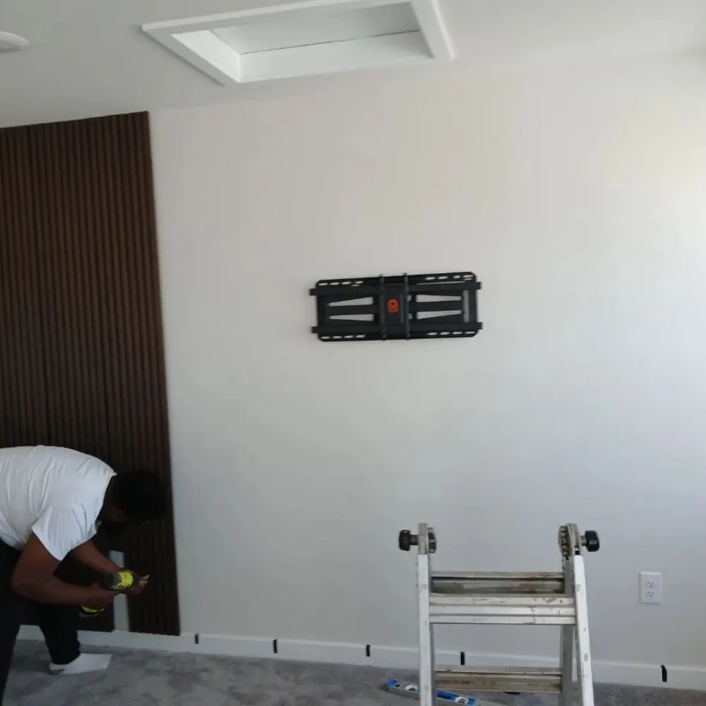 Slide of Steve's Tv Mounting Service