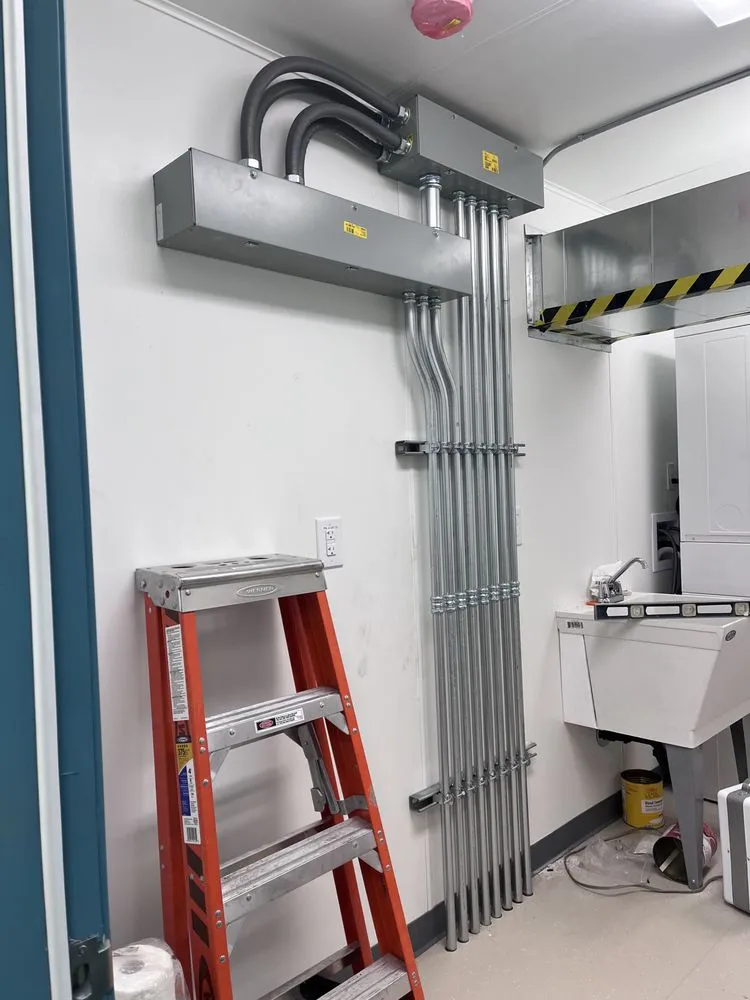 Slide of Stew's Electric & Lighting