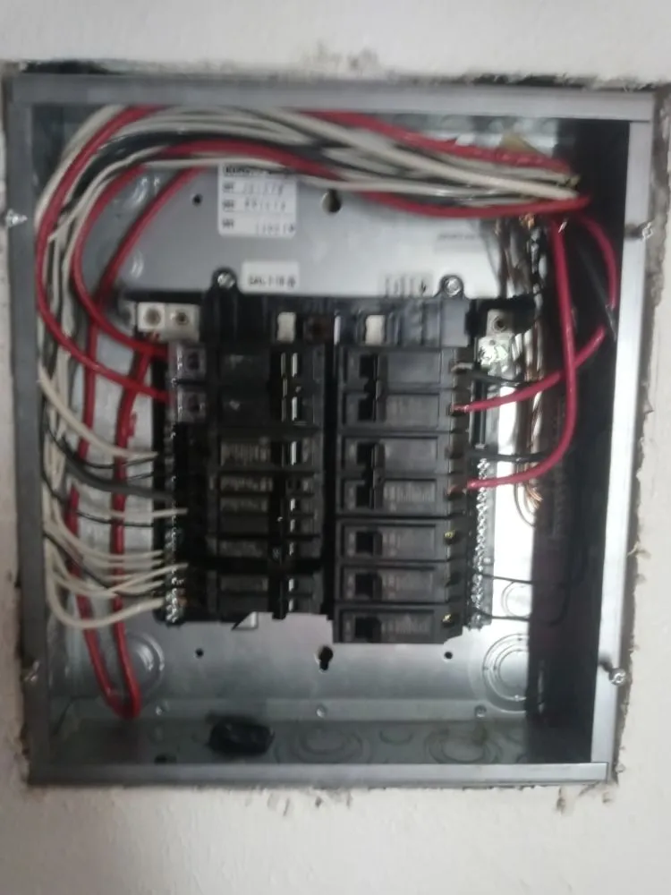 Slide of Stiletto's Electrical & Construction