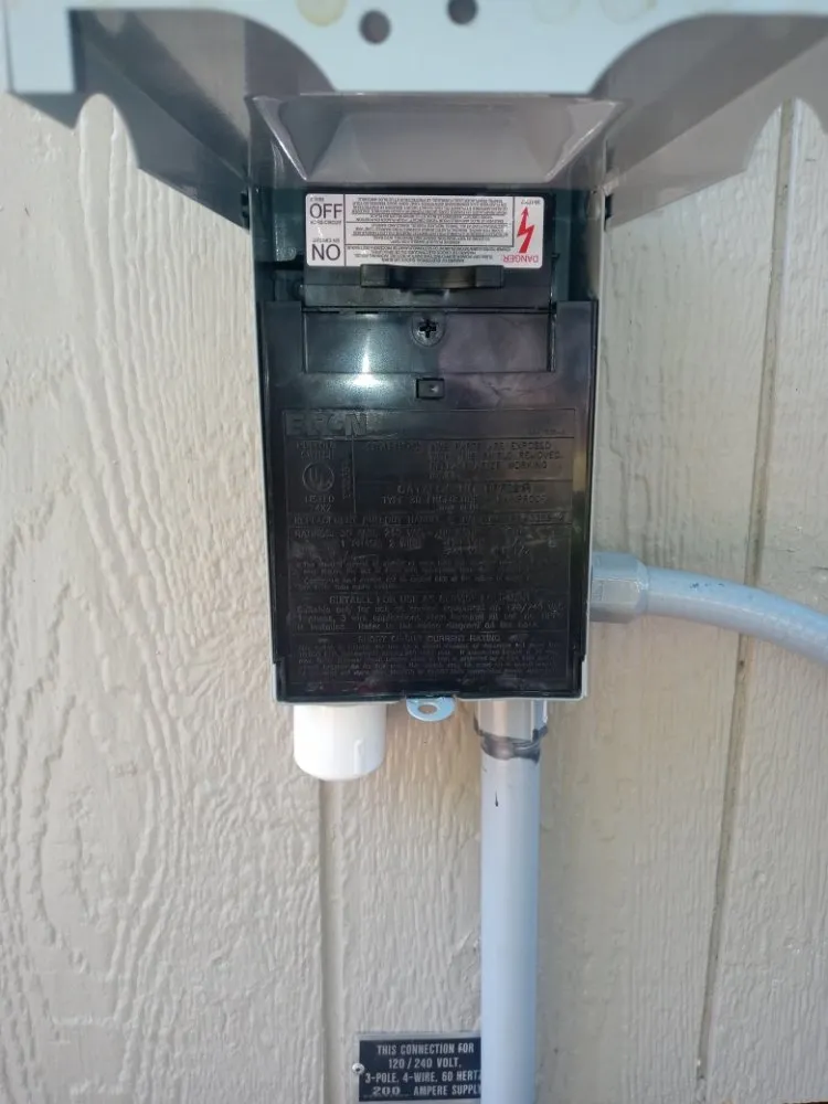 Slide of Stiletto's Electrical & Construction