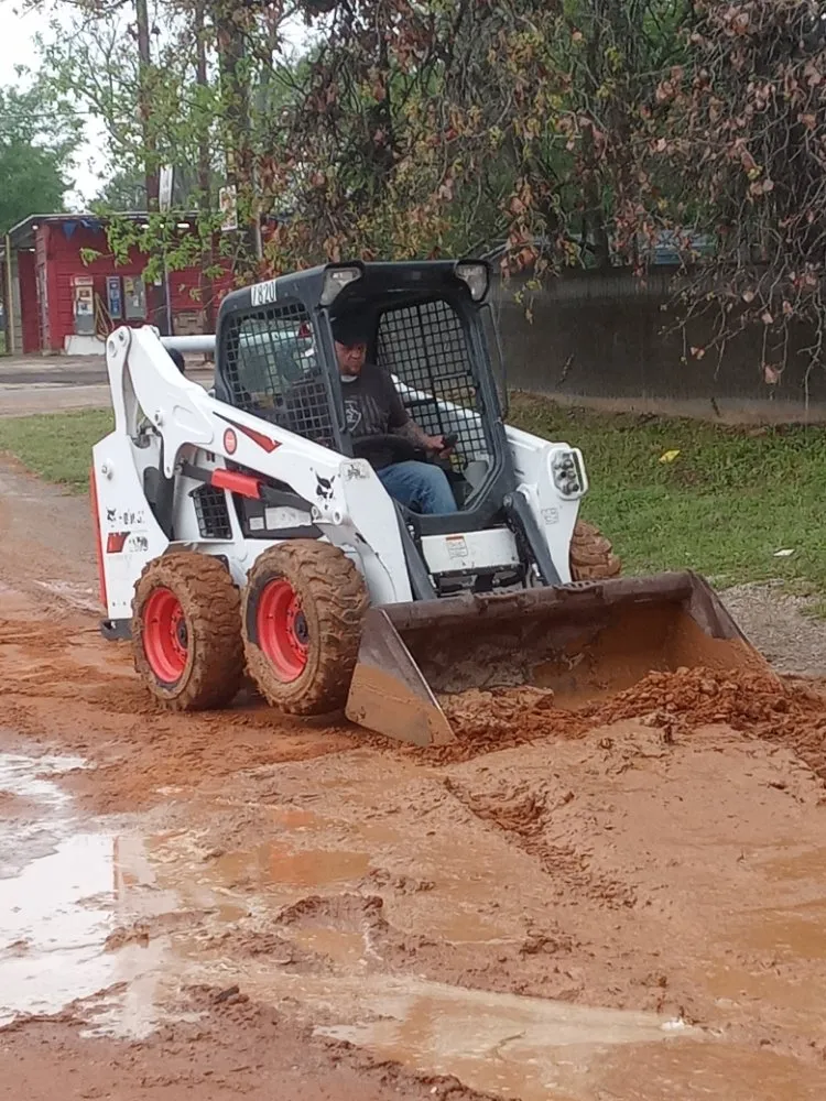 Emergency outlet and switch repair service in ,  - Stiletto's Electrical & Construction