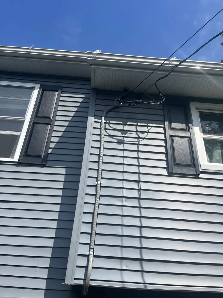 Slide of Sting Ray Electric