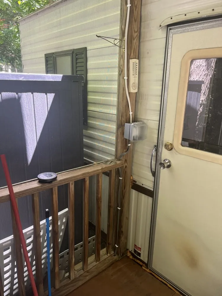 Slide of Sting Ray Electric