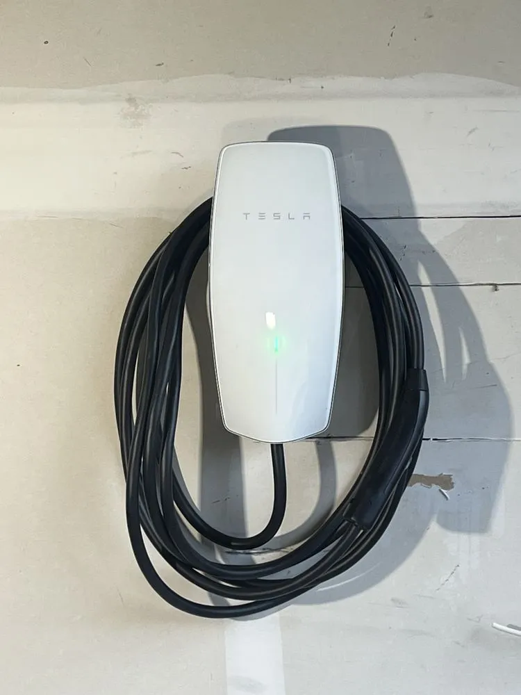 Slide of Sting Ray Electric