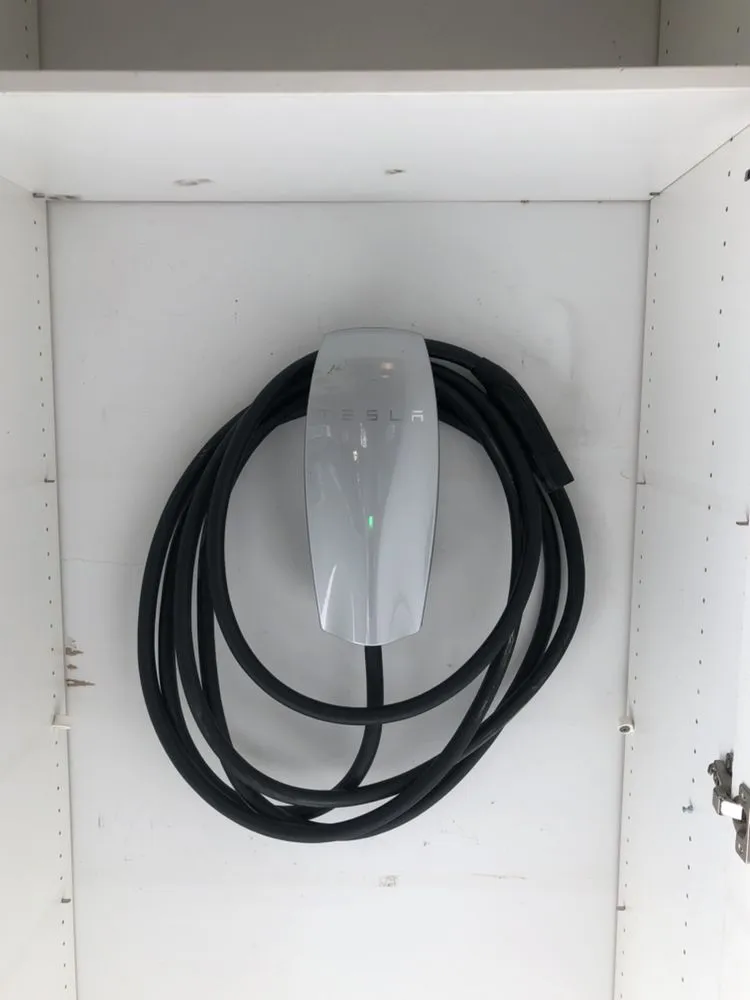 Slide of Stinnett Electrical Services