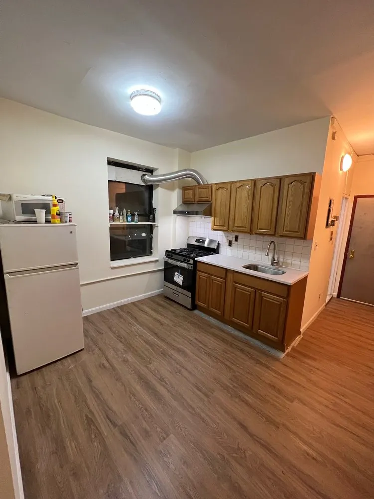 Slide of Stitch Coterie