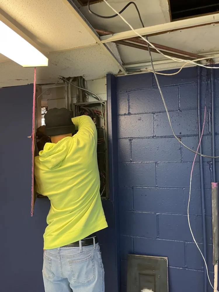 Licensed panel upgrade service in St. Louis, MO - Stl Arch Electric