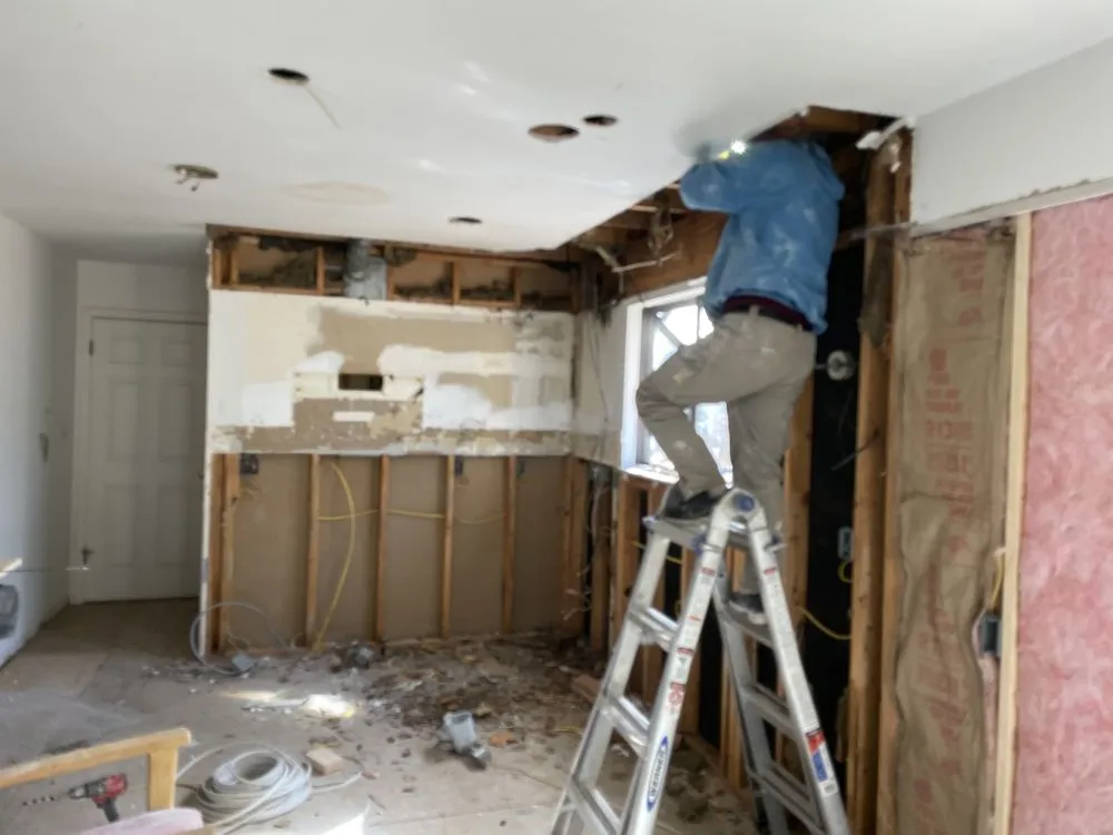 Professional lighting installation in St. Louis, MO by Stl Arch Electric
