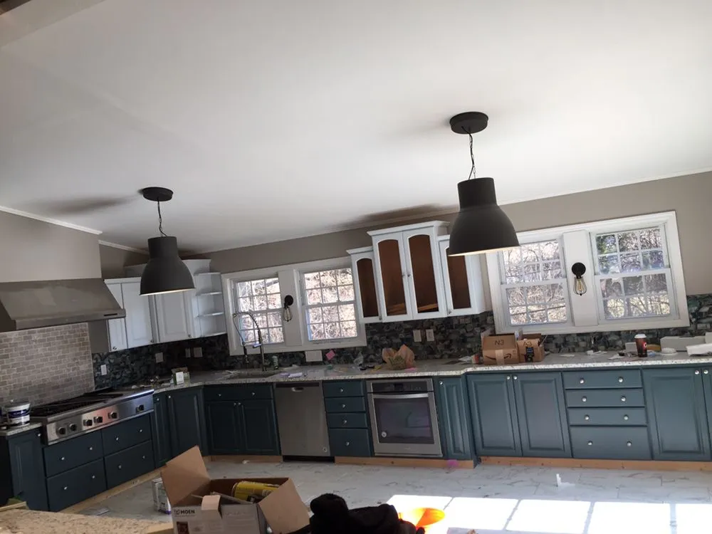 Trusted electrician providing electrical repair in ,