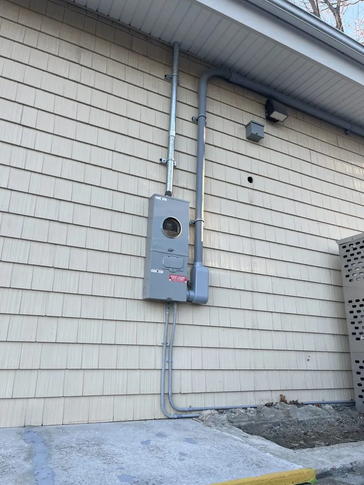 Slide of Stonecoast Electric