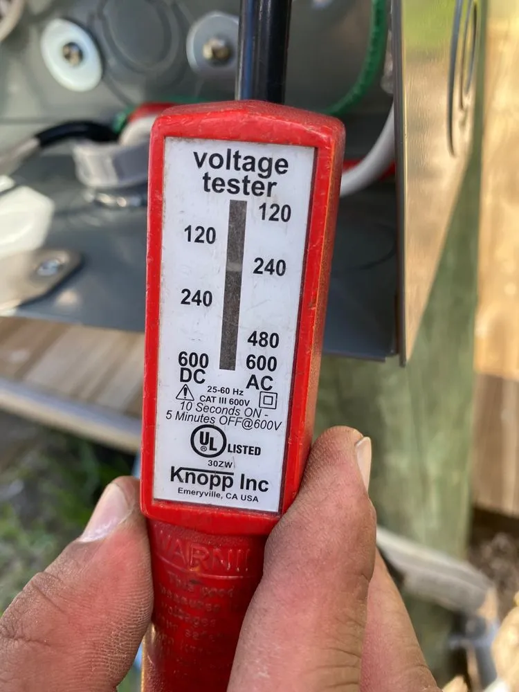 Professional electrician providing emergency electrical service in Port St. Lucie, FL - Stott Brothers Electric