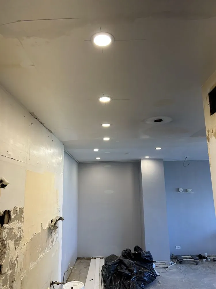 Slide of STR Electric