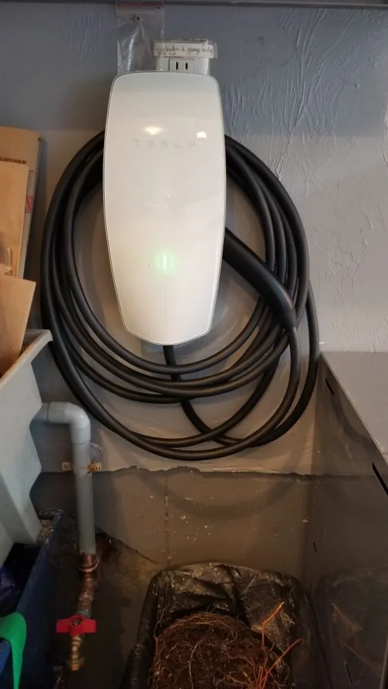 Slide of Strom Electric