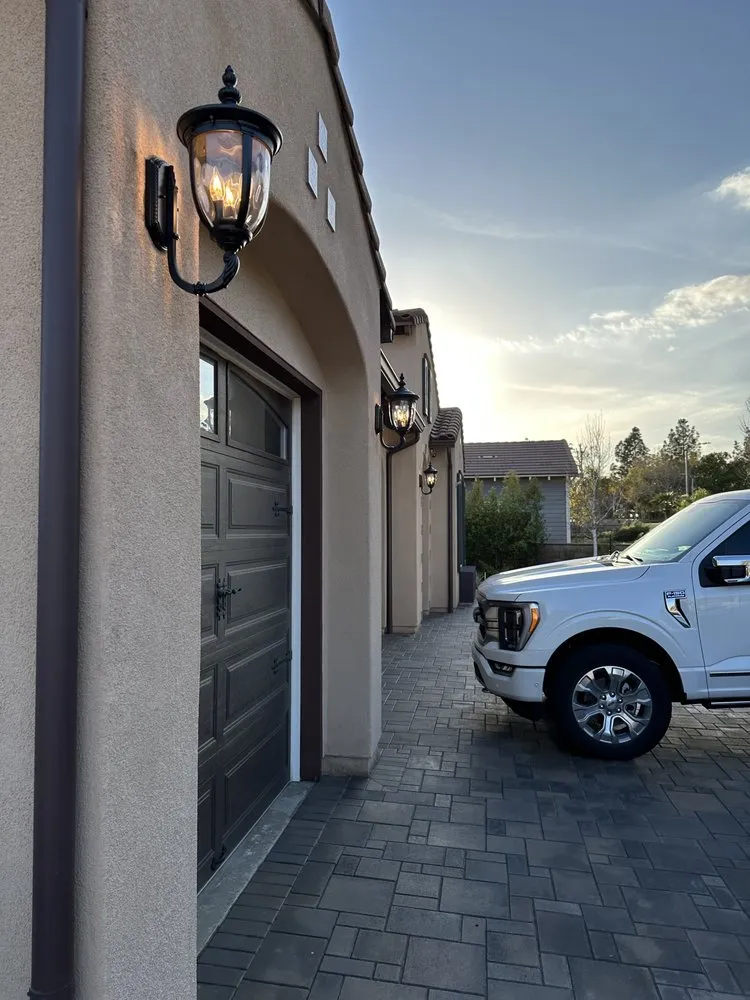 Expert emergency electrical service service in ,  - Structured Wiring by Rader