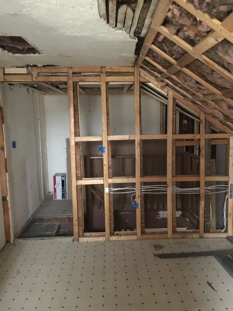 Slide of Stuart Brown Electrician