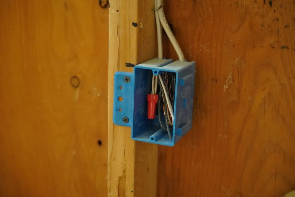 Slide of Stylin Electric