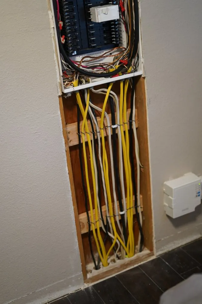 Slide of Stylin Electric