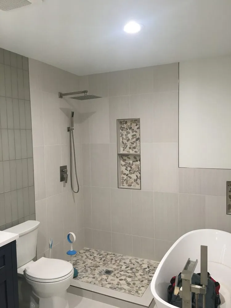 Slide of Stylin Electric