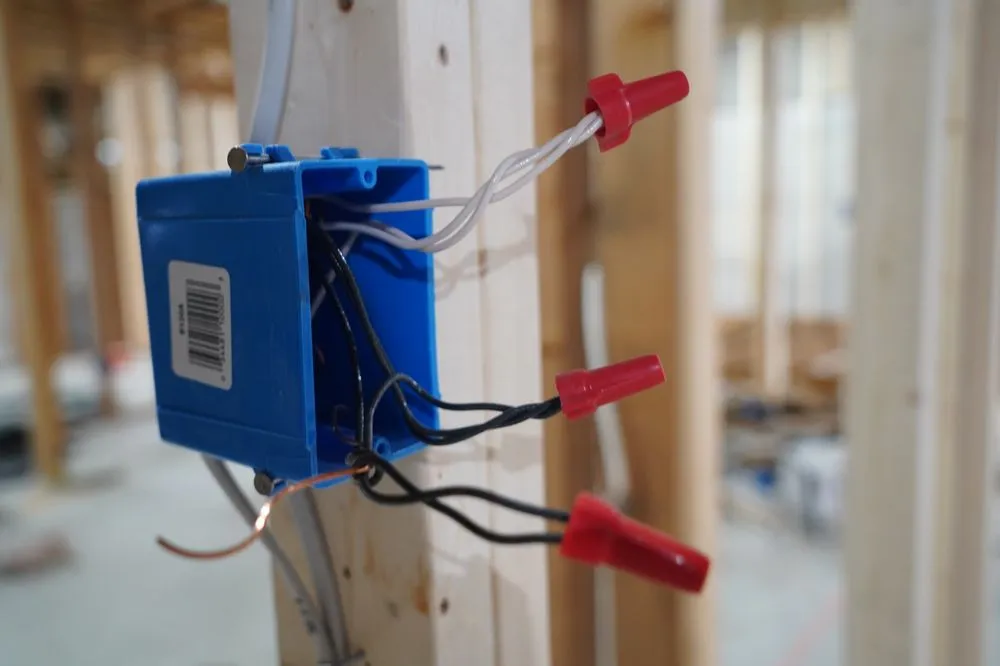 Slide of Stylin Electric