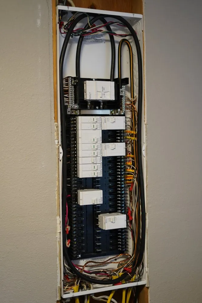 Slide of Stylin Electric