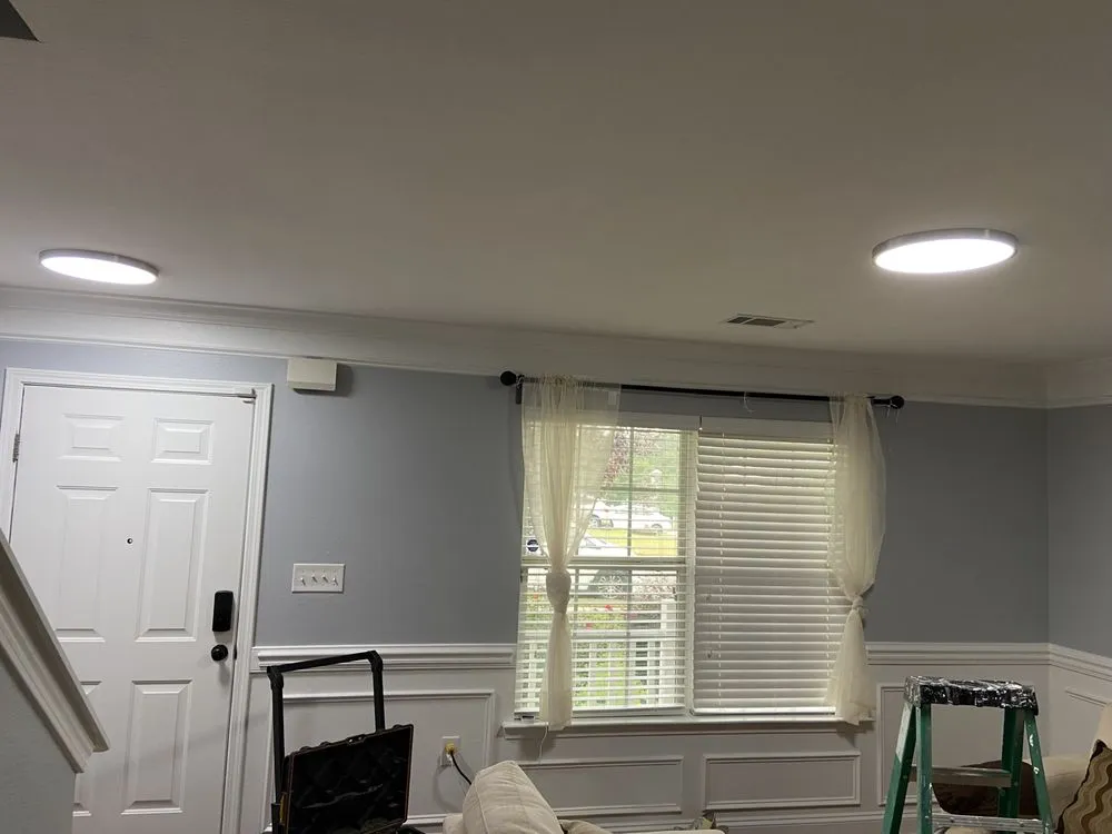 Slide of Suarelectric