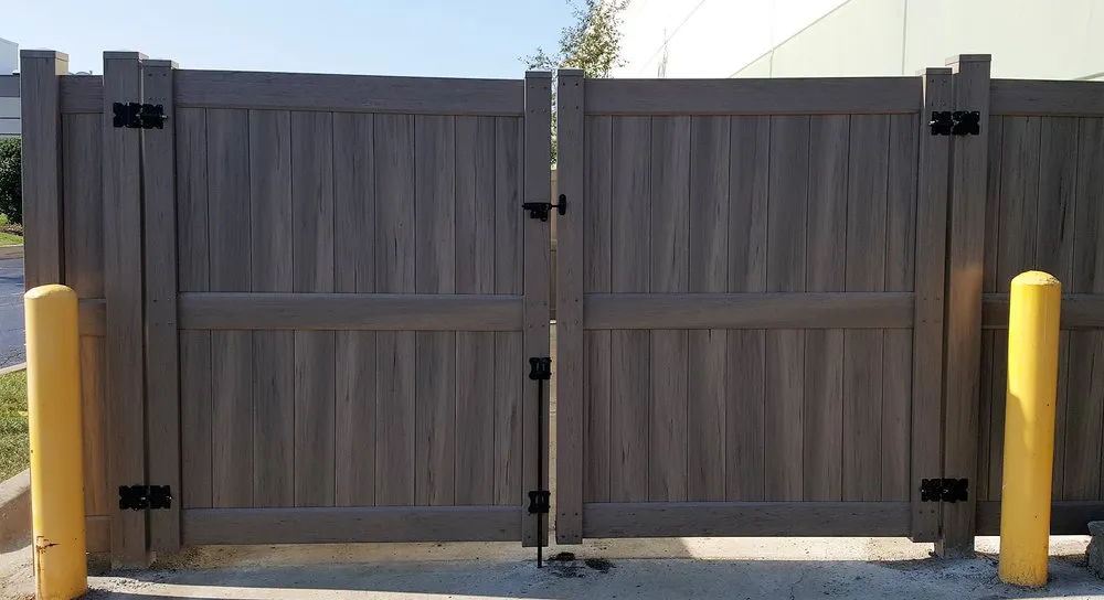 Slide of Suarez Fence