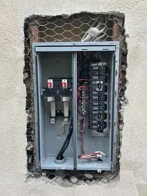 Suave Electrical Services Logo