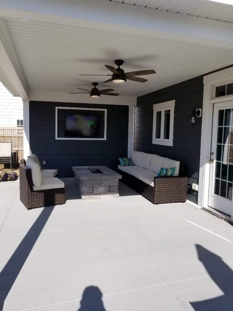 Slide of Suddith Services