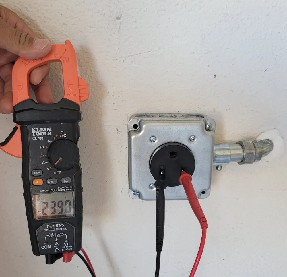 Slide of SuengLEE electric