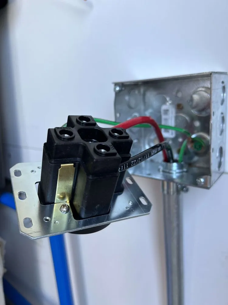 Slide of SuengLEE electric