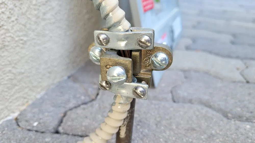 Slide of SuengLEE electric