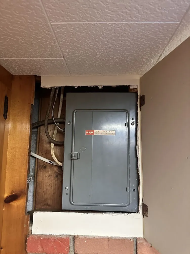 Slide of Sultani Electric Service