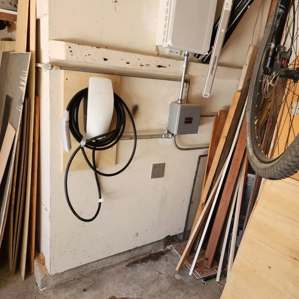 Slide of Summit Electrical Services