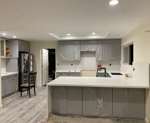 Summit Handyman Services Logo